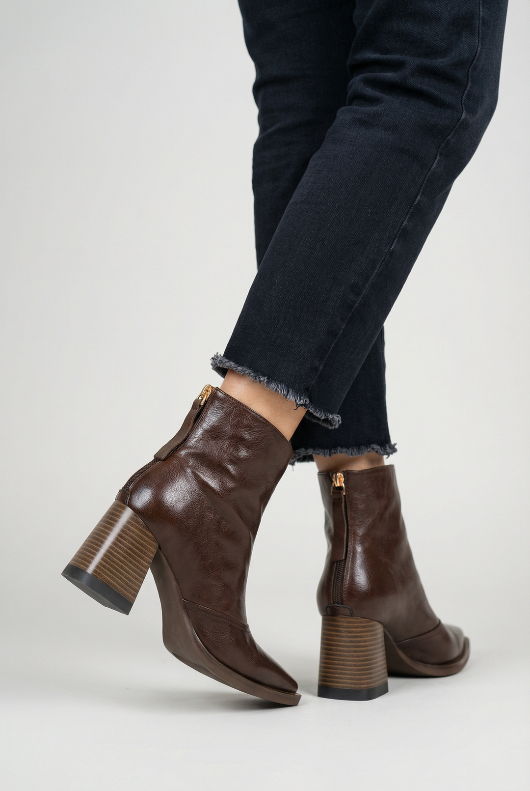 Claudia | Botines de lujo con tacón medio