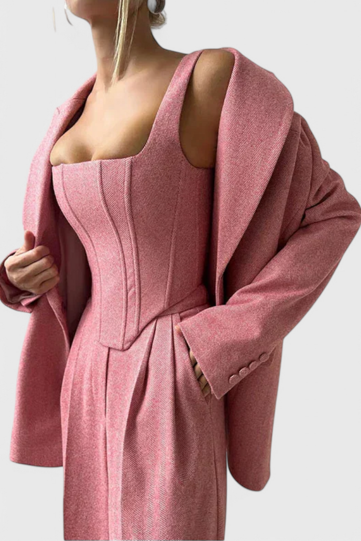 Evena Traje de Pantalón para una Elegancia Confiada